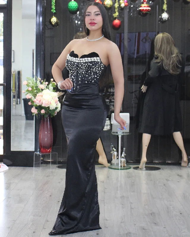 Shine Rigth In Rhinestone Heart Shape Strapless Satin Maxi Dress Black