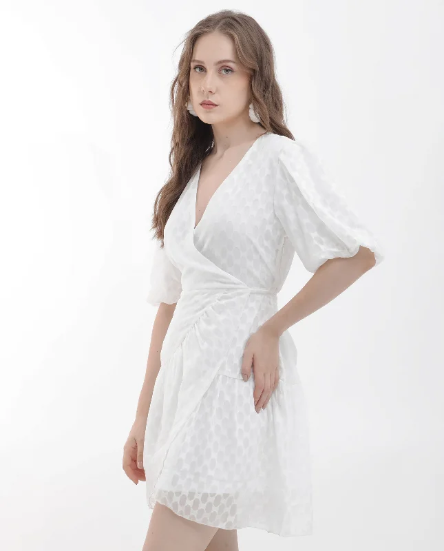 Rareism Women Lavelle White Polyester Fabric Short Sleeves Zip Closure Over Lap Balloon Sleeve Fit And Flare Plain Mini Dress