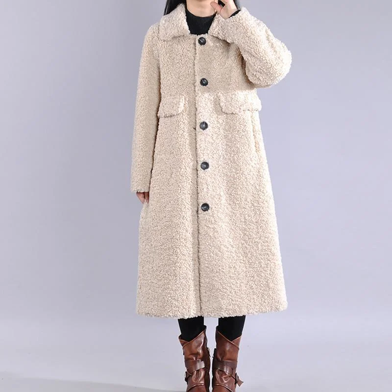 Fine white woolen outwear Loose fitting lapel Button trench coat