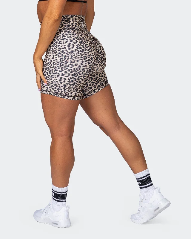 Signature Scrunch Bike Shorts - Yellow Leopard