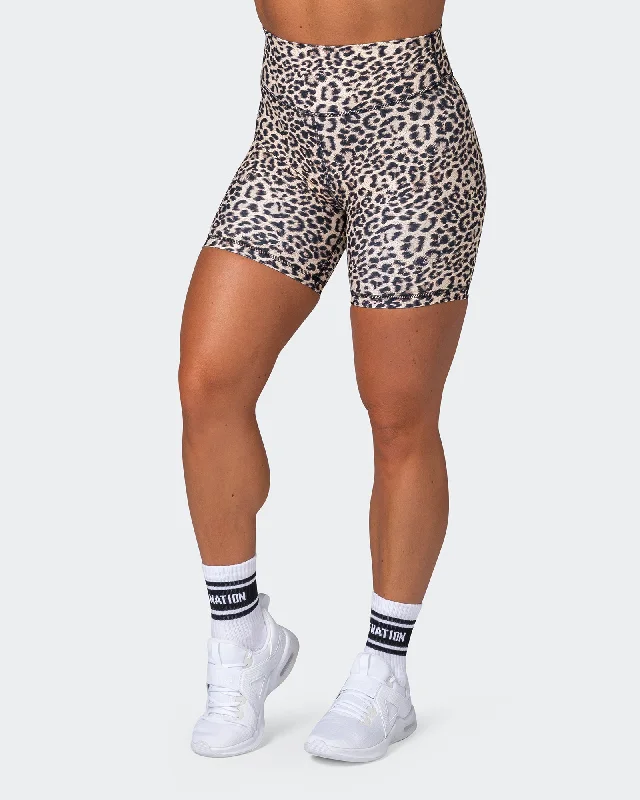 Signature Scrunch Bike Shorts - Yellow Leopard