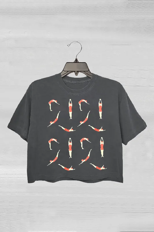 Diving Girls Pattern Crop Tee For Women