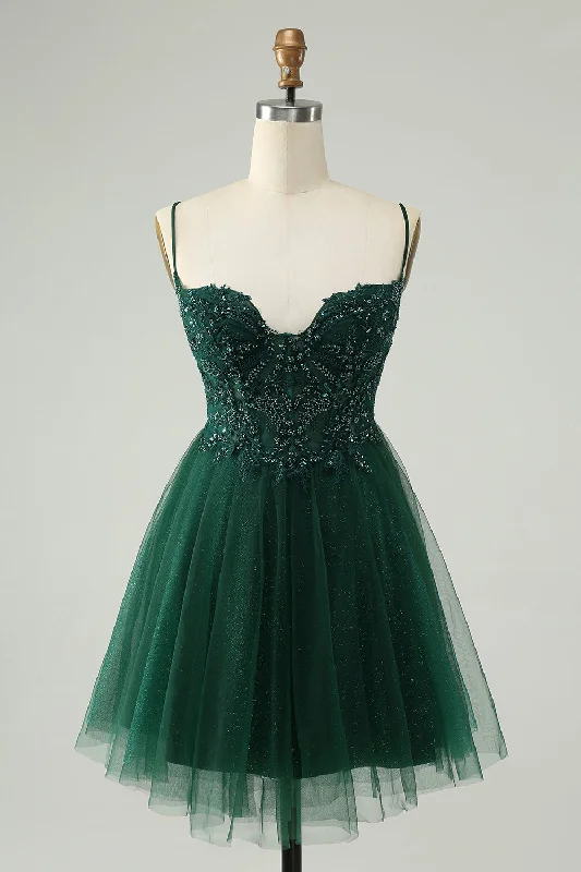 Dresses with Tiered Skirts for Ladies' Playful LookGlitter Dark Green A-Line Beaded Appliques Tulle Homecoming Dress