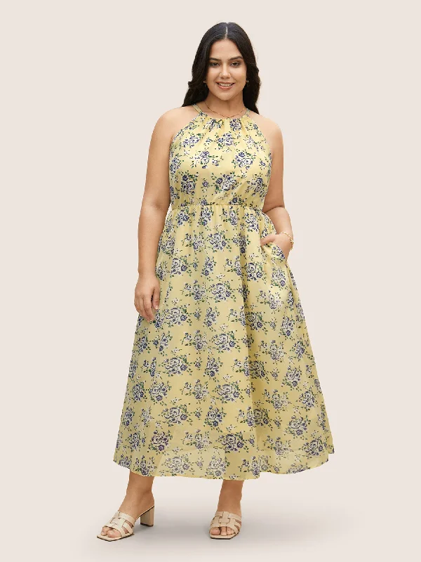 Maxi Dresses for Outdoor Picnics in the SummerHalter Neck Floral Elastic Waist Dress Maxi Dresses for Outdoor Picnics in the SummerHalter Neck Floral Elastic Waist Dress