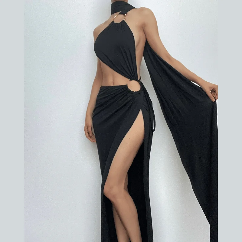 "Petite women's dresses with flattering fits"BerryBetty - Halter o ring irregular solid backless ruched slit maxi dress "Petite women's dresses with flattering fits"BerryBetty - Halter o ring irregular solid backless ruched slit maxi dress