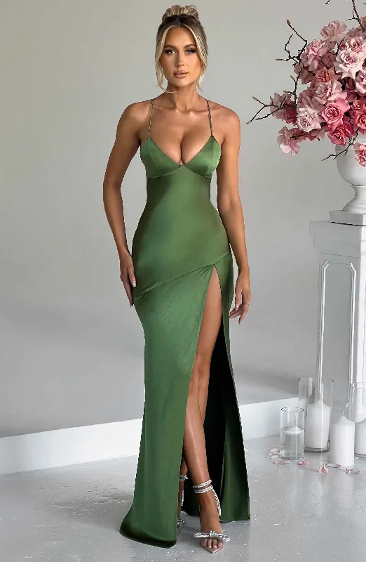 Maxi Dresses with Metallic Thread Embroidery for a Shiny and Luxurious LookIsobel Maxi Dress - Emerald Maxi Dresses with Metallic Thread Embroidery for a Shiny and Luxurious LookIsobel Maxi Dress - Emerald