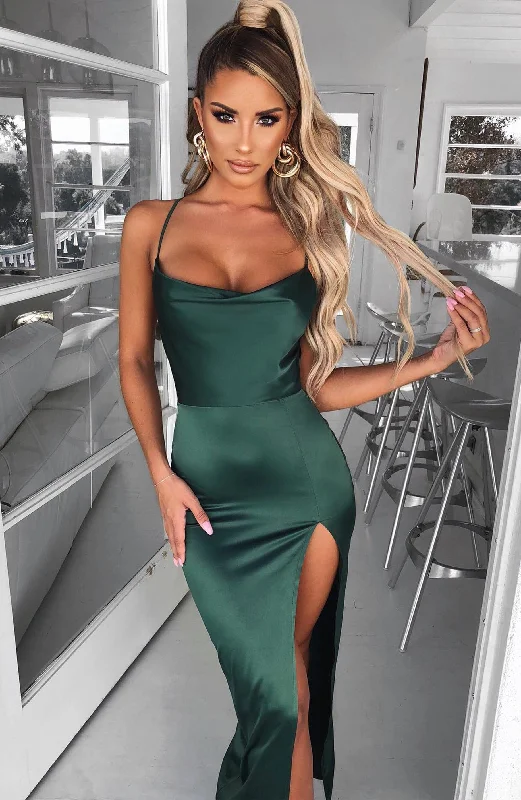 Maxi Dresses with Romantic Bows for a Feminine TouchJessica Maxi Dress - Emerald