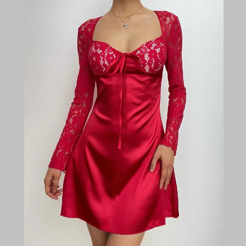 "Mini dresses for women for a youthful and trendy look"BerryBetty - Lace zip-up long sleeve patchwork padded mini dress