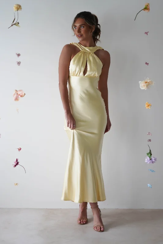 Plus - Size Maxi Dresses with Slimming EffectsLauryn Halter Neck Maxi Dress | Yellow Plus - Size Maxi Dresses with Slimming EffectsLauryn Halter Neck Maxi Dress | Yellow
