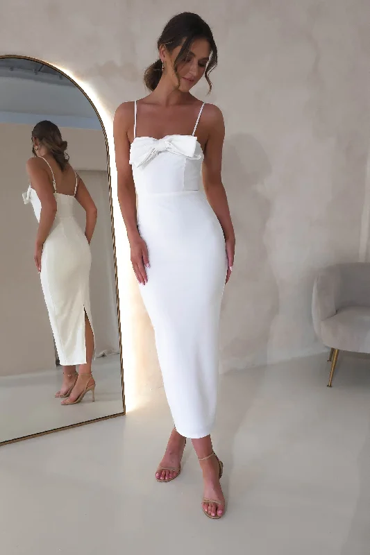 Floral - Patterned Maxi Dresses for a Sweet LookLindley Bodycon Maxi Dress | White