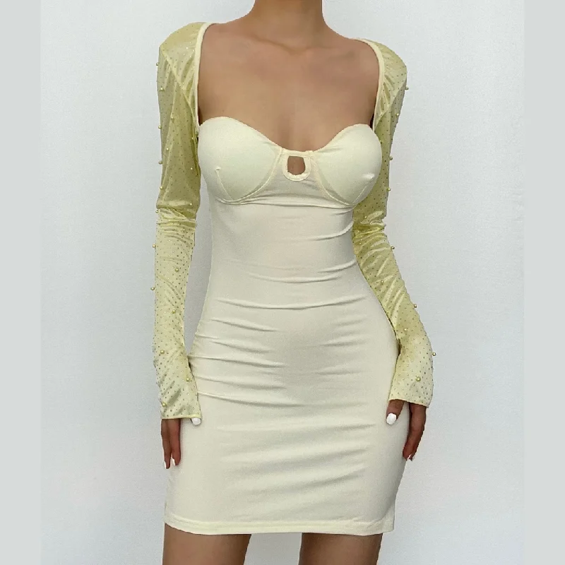 "Satin dresses for women for a luxurious appearance"BerryBetty - Long sleeve solid hollow out slit ruched beaded self tie backless mini dress "Satin dresses for women for a luxurious appearance"BerryBetty - Long sleeve solid hollow out slit ruched beaded self tie backless mini dress