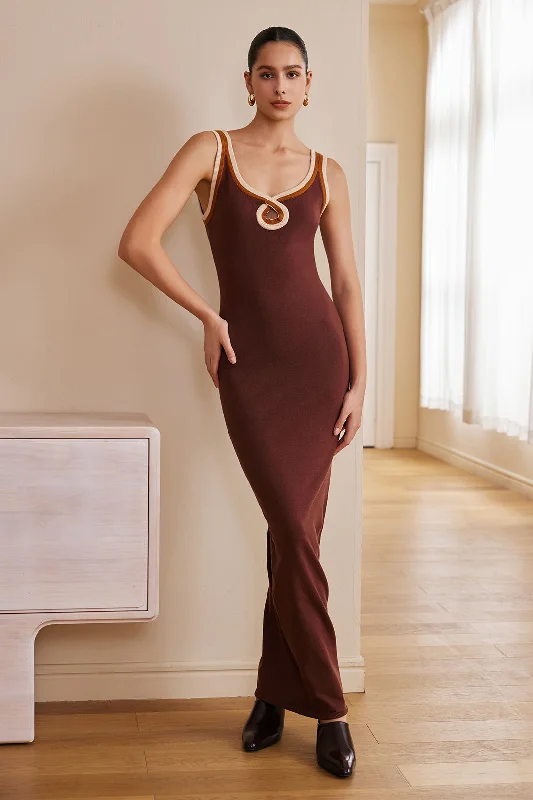 Maxi Dresses Embellished with Pearls for EleganceSolid Cut Out Color Block Maxi Dress