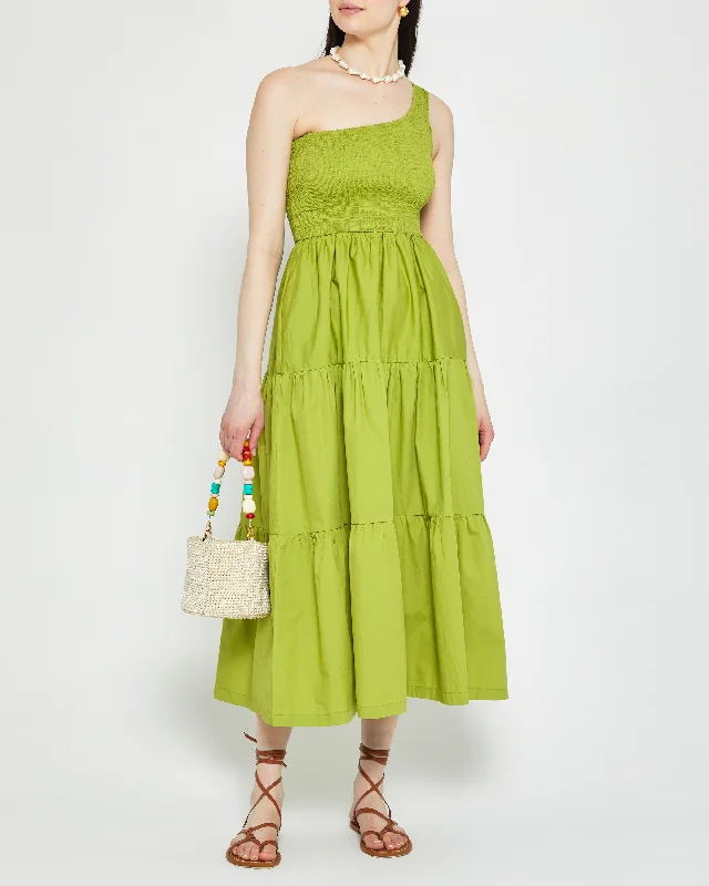 Maxi Dresses Paired with Crop Tops for a Trendy LookMilada Dress