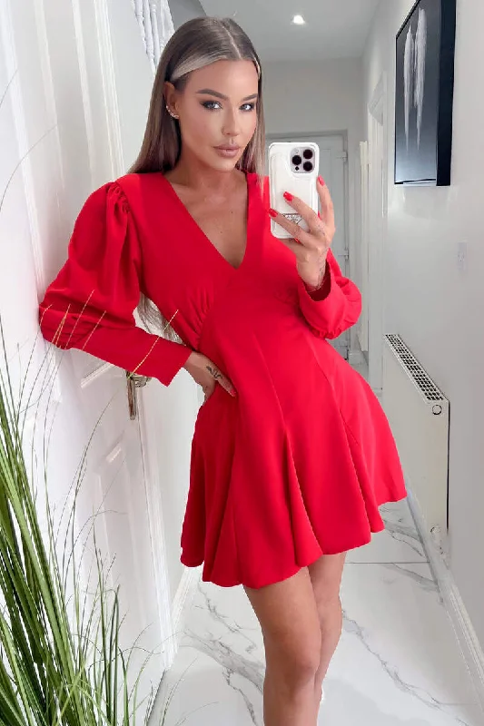 "Homecoming dresses for women to stand out"Red V-Neck Long Sleeve Skater Dress