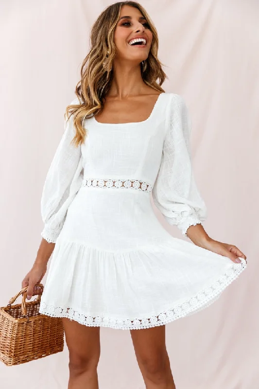 "Long sleeve dresses for women in cold weather"Sweetheart Corset-Back Lantern Sleeve Dress White