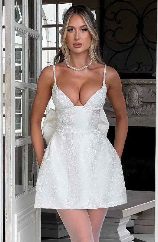 "Simple wedding dresses for women who prefer understated elegance"Zoella Mini Dress - Ivory "Simple wedding dresses for women who prefer understated elegance"Zoella Mini Dress - Ivory
