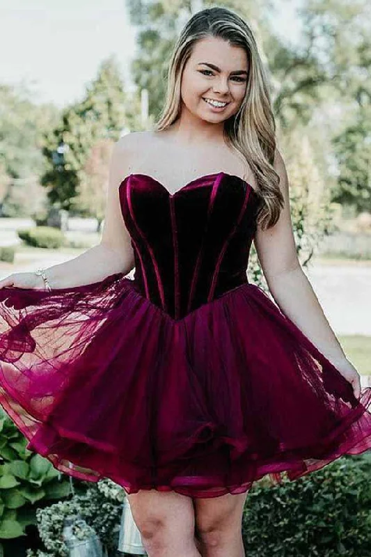 Party Dresses with Sheer Sleeve and Sequined Cuffs and Bow at the Waist and Embroidered Skirt for Ladies' Elegant and Intricate LookA-Line Sweetheart Short Burgundy Organza Homecoming Party Dress PD039