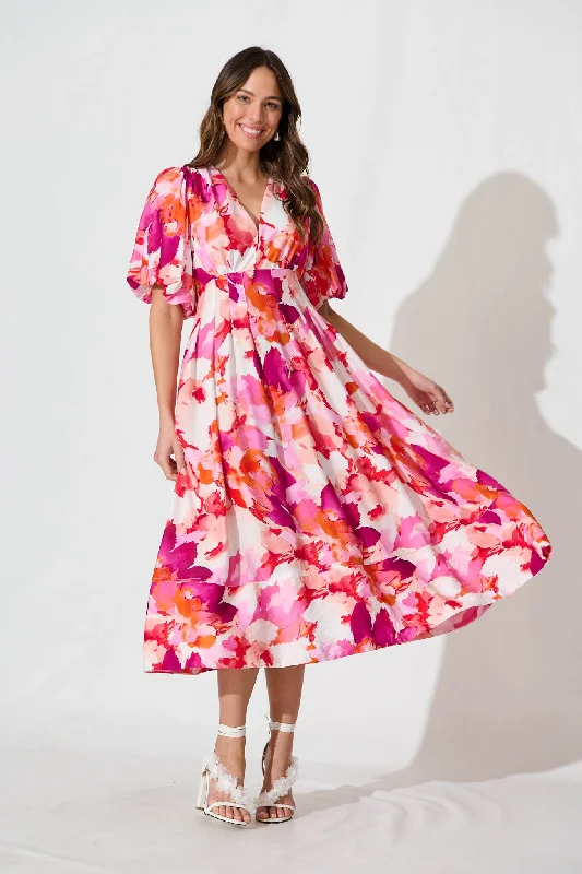 Scoop neck midi dress for a casual and comfortable styleDaydreamer Midi Dress In White With Pink Multi Floral Scoop neck midi dress for a casual and comfortable styleDaydreamer Midi Dress In White With Pink Multi Floral