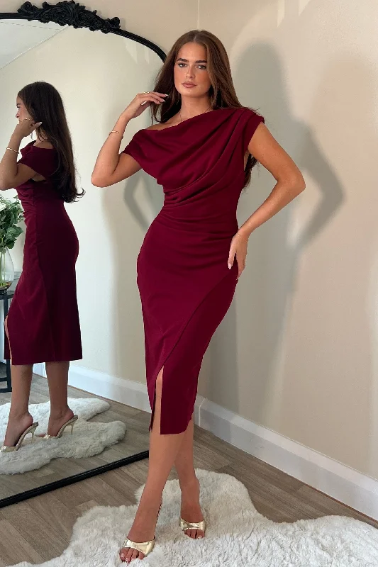 Midi dress for a music festival with a bohemian - inspired outfitAriana Asymmetric Midi Dress Wine Midi dress for a music festival with a bohemian - inspired outfitAriana Asymmetric Midi Dress Wine
