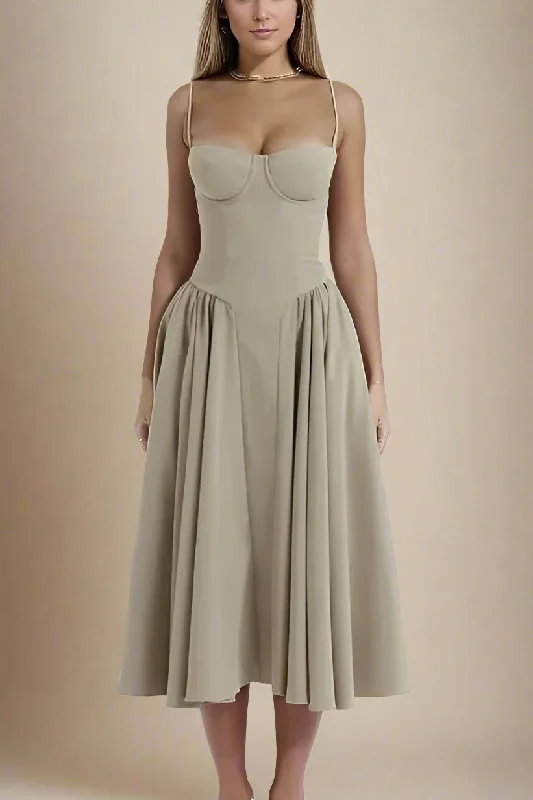 Midi dress for a countryside getaway for a laid - back and rustic lookEverly Bodycon Day Midi Dress - Sage Green Midi dress for a countryside getaway for a laid - back and rustic lookEverly Bodycon Day Midi Dress - Sage Green