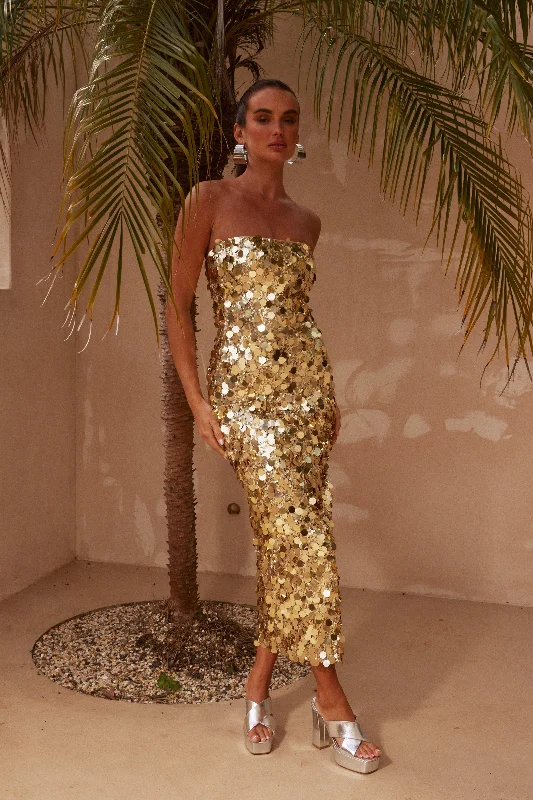 Scoop neck midi dress for a casual and comfortable styleGabourne Strapless Midi Dress - Gold Sequin Scoop neck midi dress for a casual and comfortable styleGabourne Strapless Midi Dress - Gold Sequin