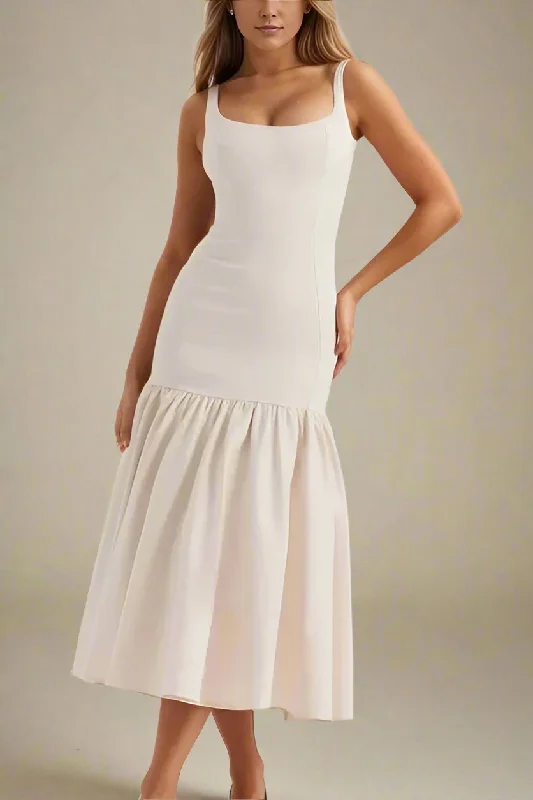 Midi dress for a wedding as a guest in a more casual weddingHarriet Bodycon Midi Dress - Pearl White Midi dress for a wedding as a guest in a more casual weddingHarriet Bodycon Midi Dress - Pearl White
