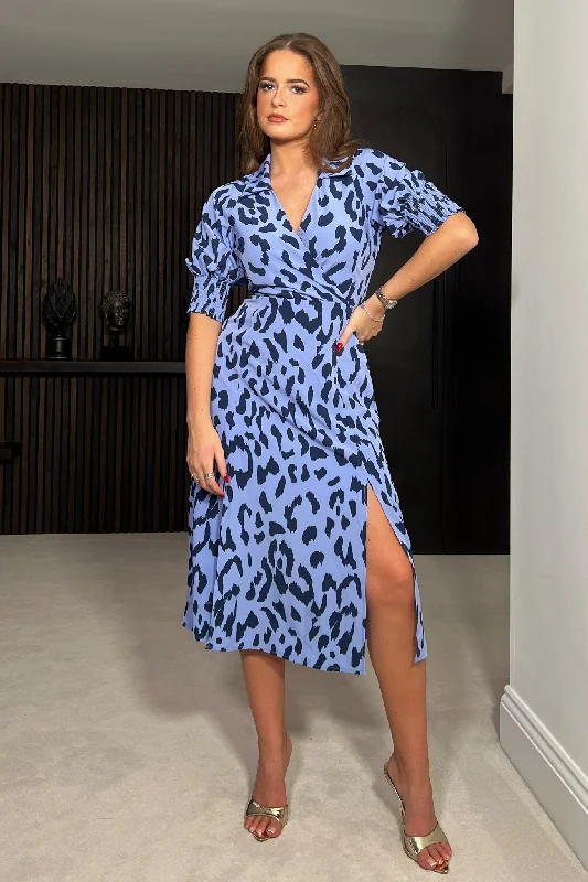 Midi dress for a countryside getaway for a laid - back and rustic lookKatherin Blue Animal Collared Midi Dress Midi dress for a countryside getaway for a laid - back and rustic lookKatherin Blue Animal Collared Midi Dress