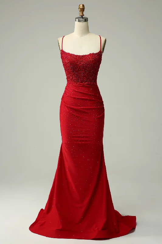 Party Dresses with Sequined Floral Motifs and Satin Ribbon Detailing for Ladies' Elegant and Delicate LookMermaid Halter Dark Red Prom Dress with Appliques