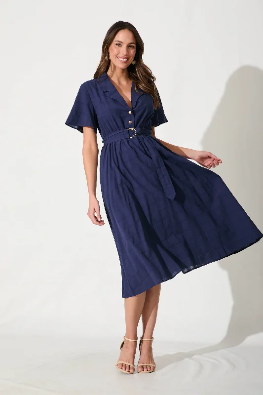 Midi dress for a shopping spree while remaining comfortable on your feetSeraphina Midi Dress In Navy Cotton Midi dress for a shopping spree while remaining comfortable on your feetSeraphina Midi Dress In Navy Cotton