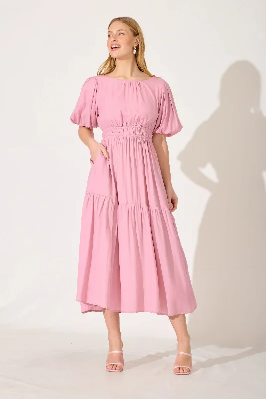 Sleeveless silk midi dress for a sophisticated summer styleStargazer Midi Dress In Blush Sleeveless silk midi dress for a sophisticated summer styleStargazer Midi Dress In Blush