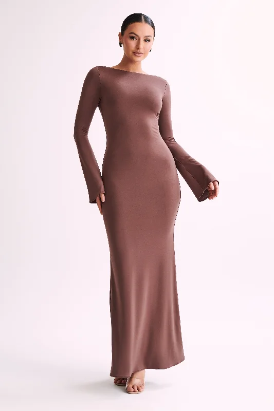 Party Dresses with Beaded Waistbands and Tiered Skirts for Ladies' Glamorous and Voluminous LookTarna Slinky Fishtail Maxi Dress - Mocha