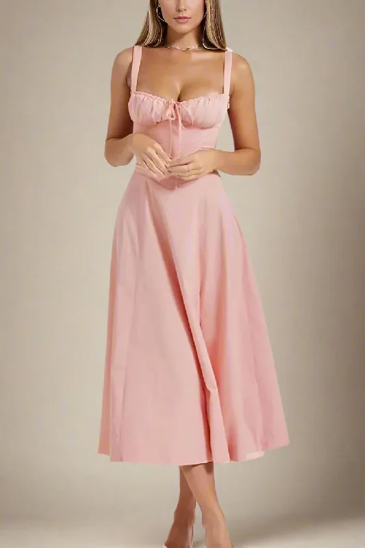 Midi dress for casual outings like hanging out with friendsTaylor Bodycon Day Midi Dress - Dusty Pink Midi dress for casual outings like hanging out with friendsTaylor Bodycon Day Midi Dress - Dusty Pink
