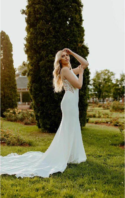 Church - suitable long - sleeved wedding dress7664