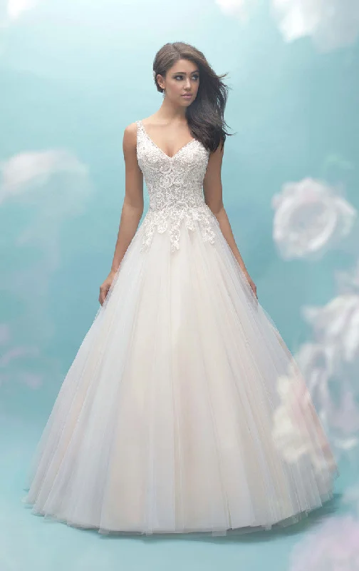 Dainty beaded wedding dress for a glamorous look9459