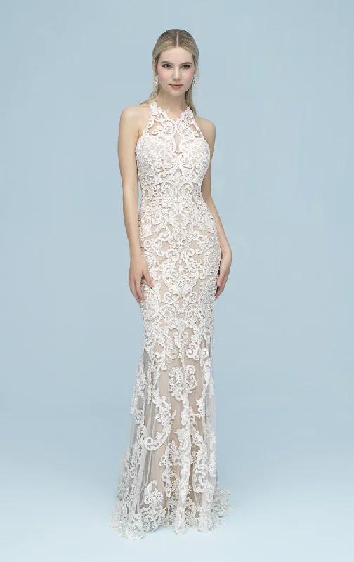 Pearl - studded wedding dress for a refined look9604