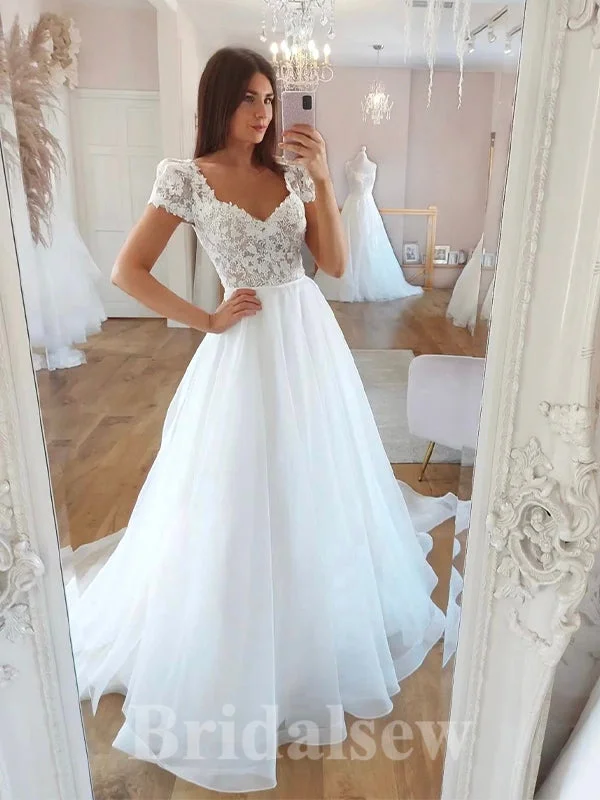 Ballroom - ready luxury wedding dressA-line Beach Cap Sleeves Luxurious Elegant Lace Vintage Long Wedding Dresses WD402