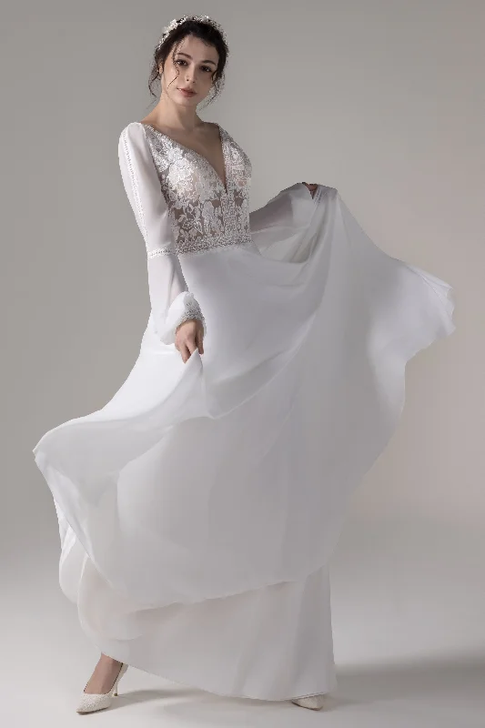 Princess - style wedding dress with a big skirtA-Line Floor Length Lace Chiffon Wedding Dress CW2778