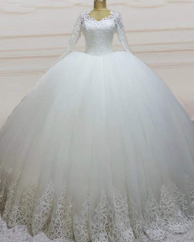 Square - neck wedding dress for a classic lookNew Vintage Wedding Dress Ball Gown Lace Long Sleeves