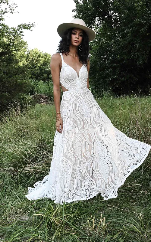 New - age - style wedding dress with unique detailsAll Who Wander Jaden - Size 10