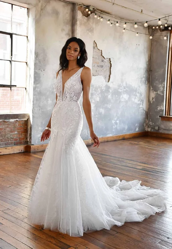 A - line ball gown wedding dress with cathedral trainAll Who Wander Leyla - Size 14
