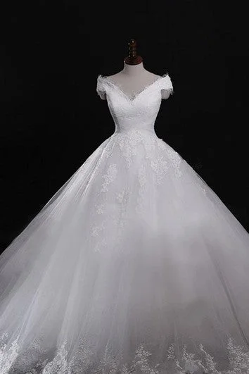 Crochet - detail bohemian wedding dressBall Gown Maxi V-Neck Jacket Lace-Up Back Keyhole Tulle Lace Dress Crochet - detail bohemian wedding dressBall Gown Maxi V-Neck Jacket Lace-Up Back Keyhole Tulle Lace Dress