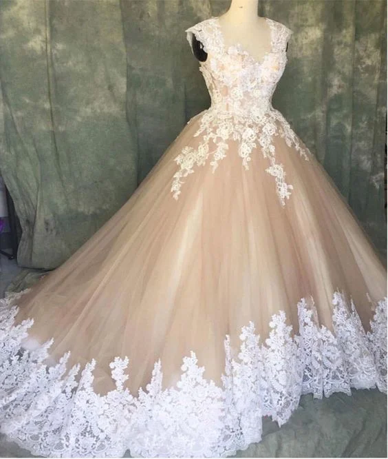 Cocktail - length wedding dress for a casual ceremonyBall Gown Wedding Dress With Lace prom dress for women cg21854 Cocktail - length wedding dress for a casual ceremonyBall Gown Wedding Dress With Lace prom dress for women cg21854