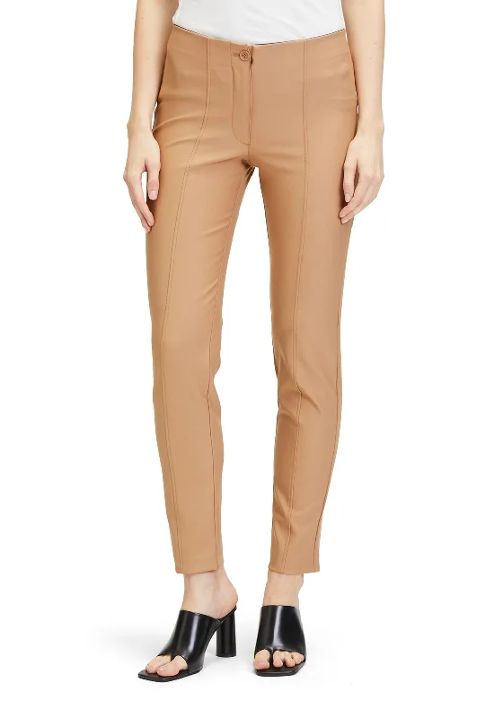 Printed palazzo pants for women in a colorful and trendy styleBetty Barclay Slim Leg Comfort Trouser, Tan Printed palazzo pants for women in a colorful and trendy styleBetty Barclay Slim Leg Comfort Trouser, Tan