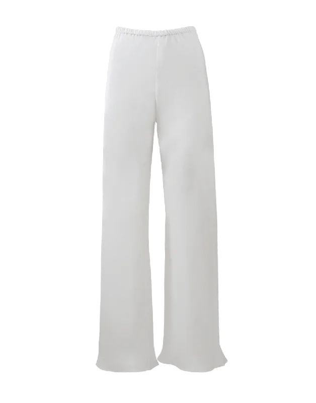 Solid color wide leg pants for women in a minimalist and stylish lookBias Wide Leg Pant