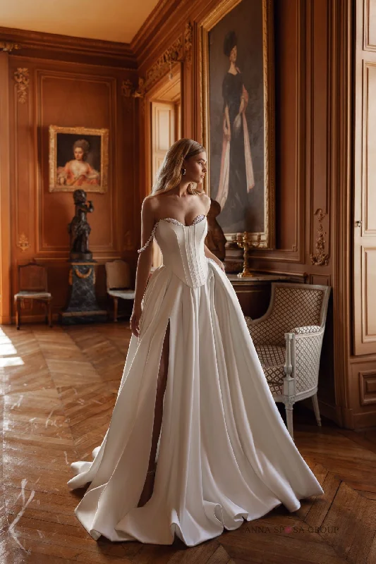 Scuba - fabric wedding dress for a modern fitBrava