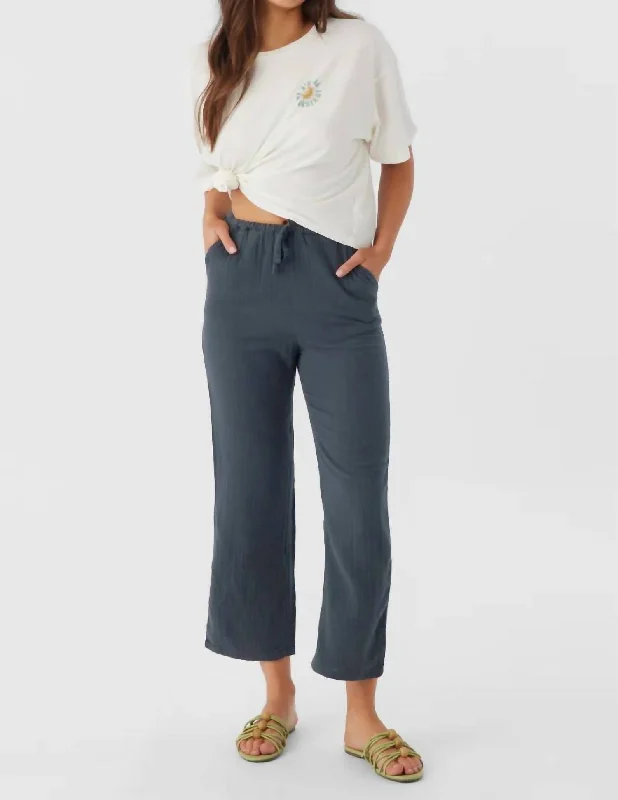 Paisley patterned wide leg jeans for women in an elegant and unique styleBrenda Double Gauze Pants In Slate Paisley patterned wide leg jeans for women in an elegant and unique styleBrenda Double Gauze Pants In Slate