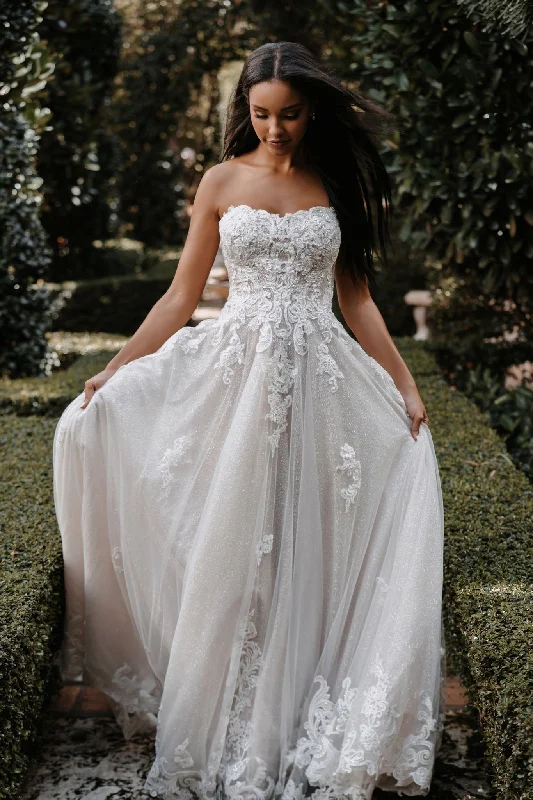 Court train A - line wedding dressC622