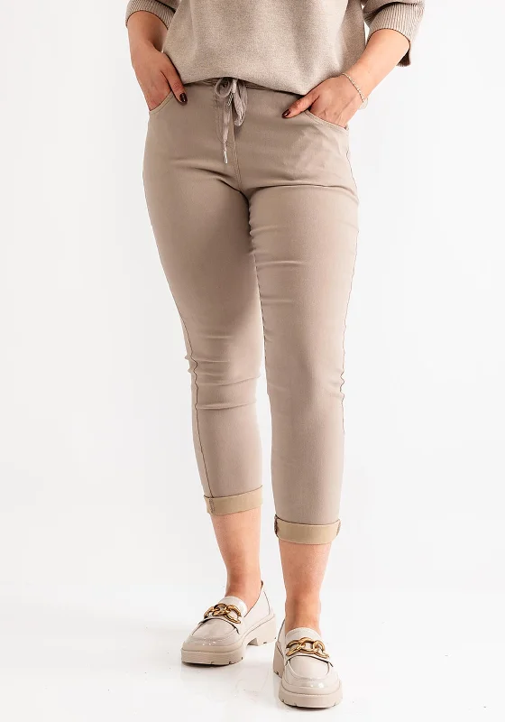 Pleated wide leg jeans for women in a formal and trendy styleD.e.c.k by Decollage Drawstring Waist Slim Leg Trouser, Taupe Pleated wide leg jeans for women in a formal and trendy styleD.e.c.k by Decollage Drawstring Waist Slim Leg Trouser, Taupe