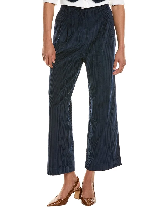 Trousers with side slits for women in a modern designDONNI. Cord Pleated Trouser