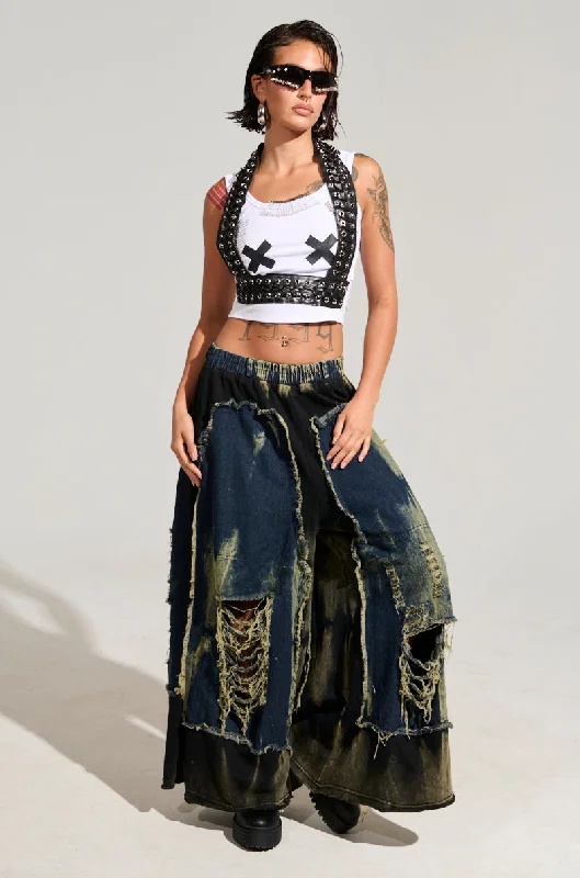 Pleated wide leg pants for women in a formal and elegant lookDOWN AND DIRTY DISTRESSED DENIM PANT Pleated wide leg pants for women in a formal and elegant lookDOWN AND DIRTY DISTRESSED DENIM PANT